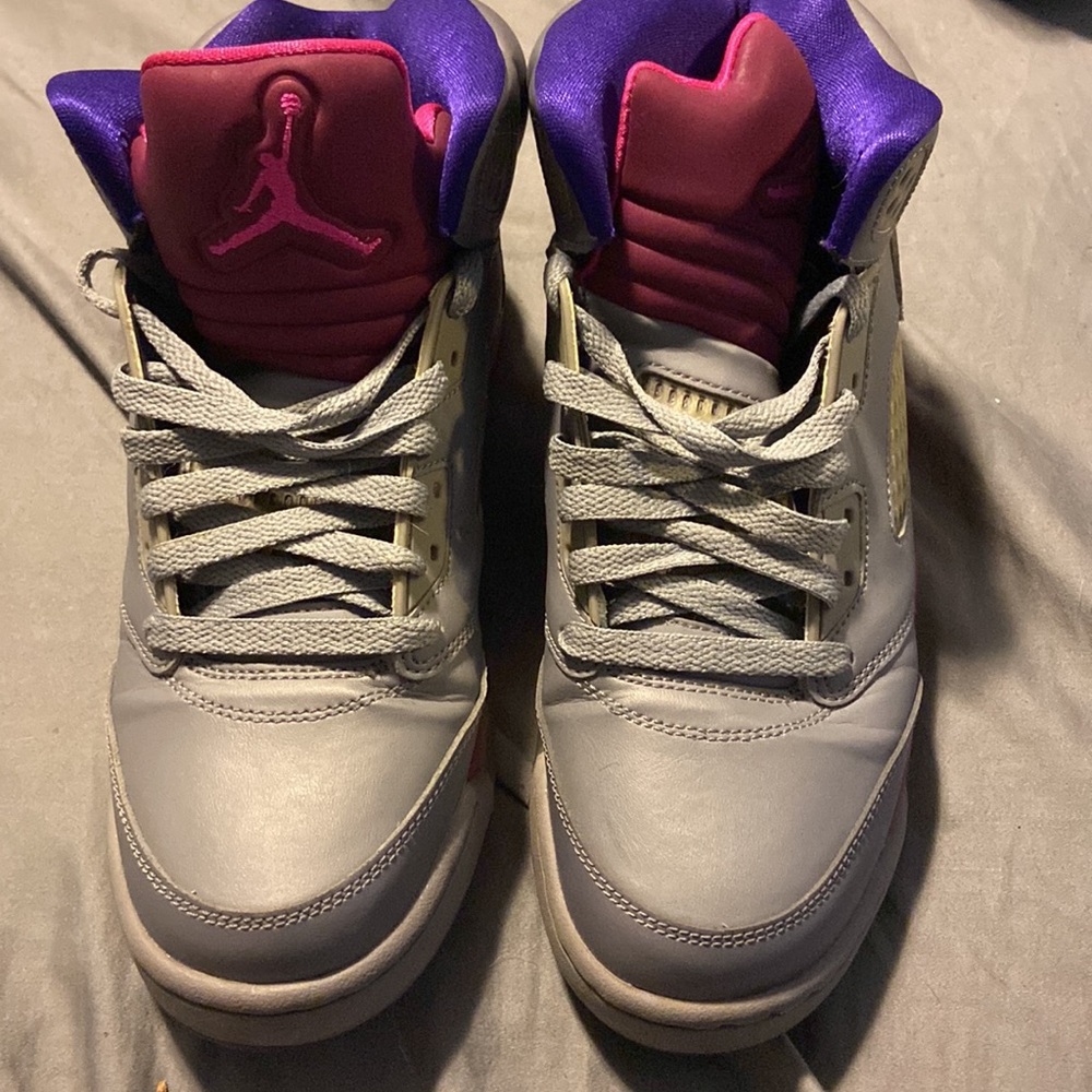 Shoes - Picture 6 of 6